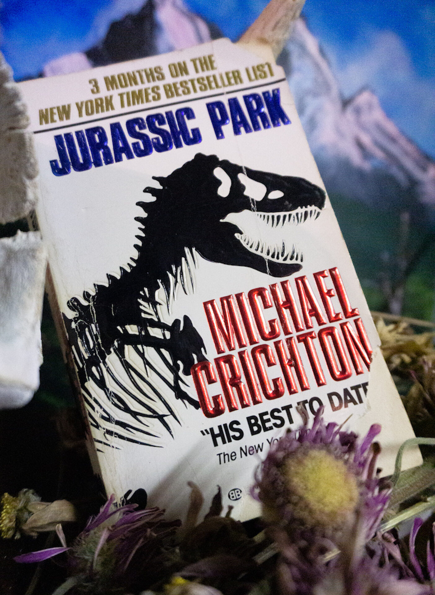 Photo of Jurassic Park book written by Michael Crichton
